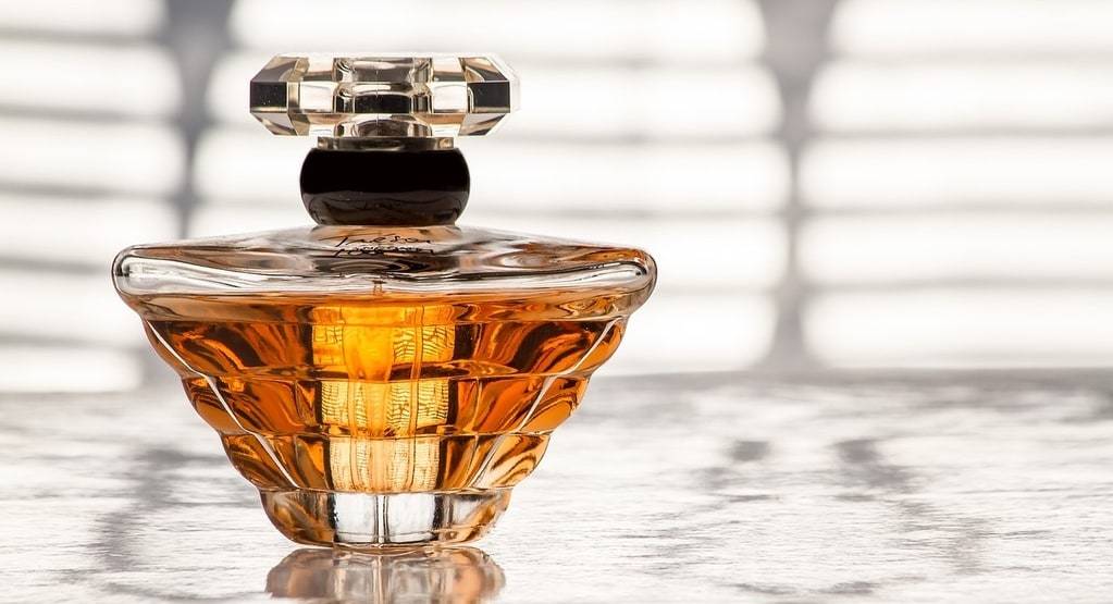 Commentaire les fleurs inspirent les créateurs de parfums